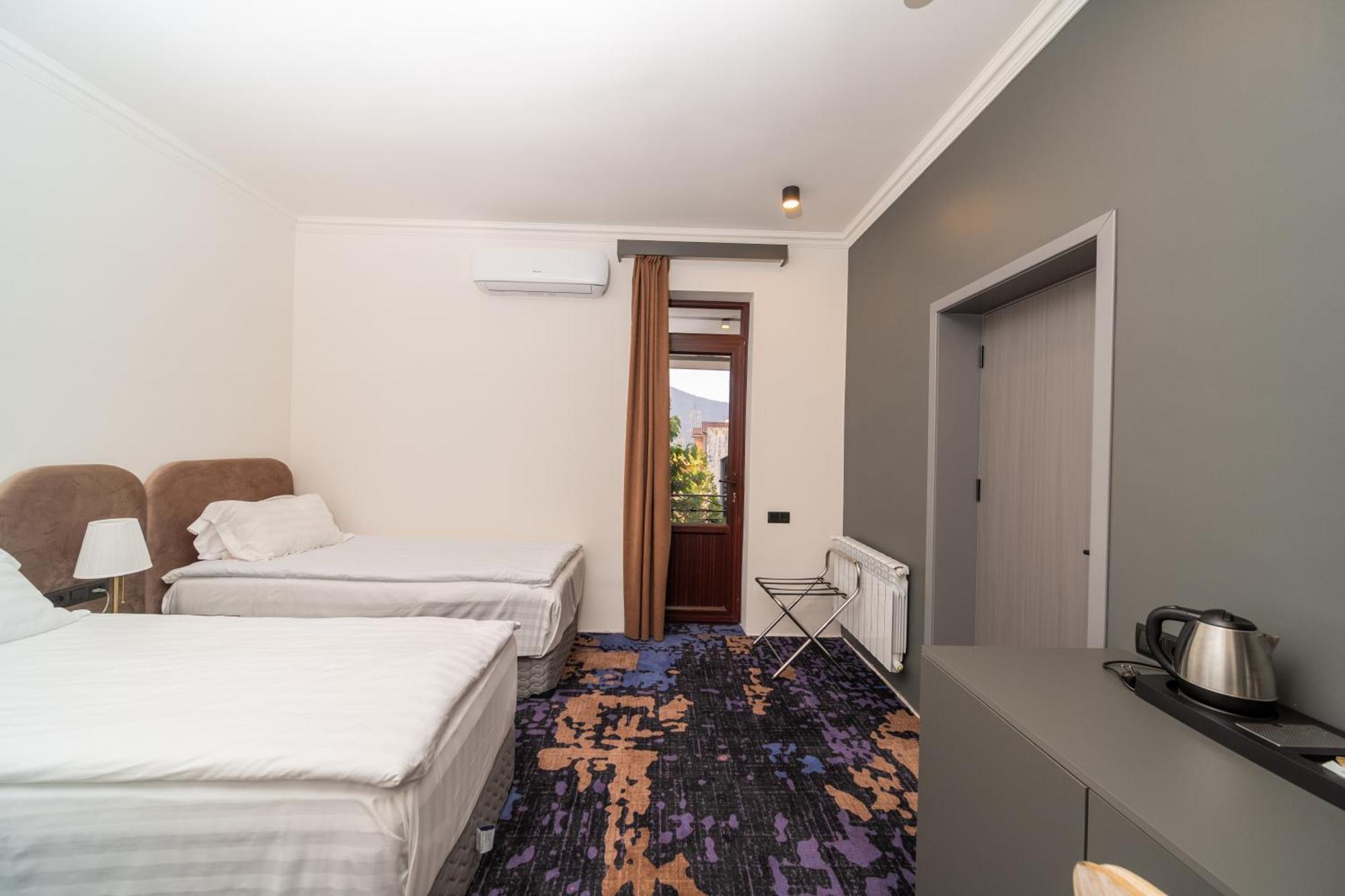 Kefilyan Family Hotel Sanain Exteriér fotografie
