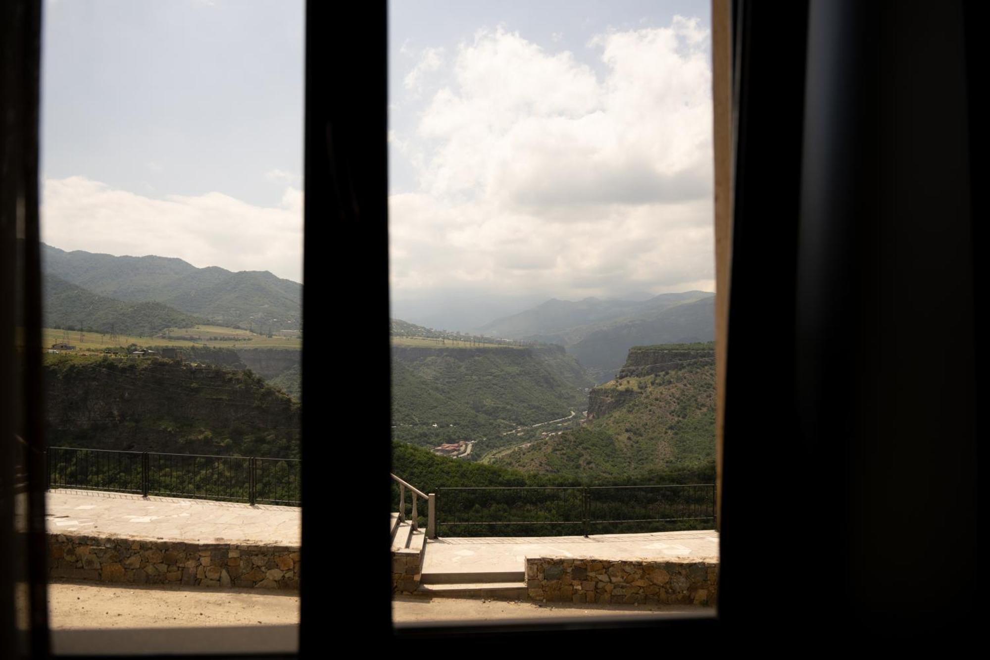 Kefilyan Family Hotel Sanain Exteriér fotografie